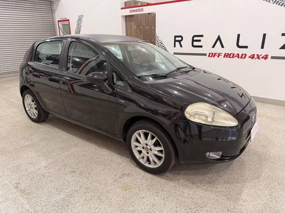 FIAT PUNTO 1.6 ESSENCE 16V FLEX 4P MANUAL